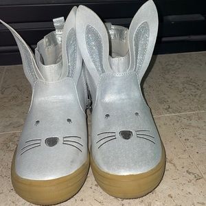 Girls bunny boots